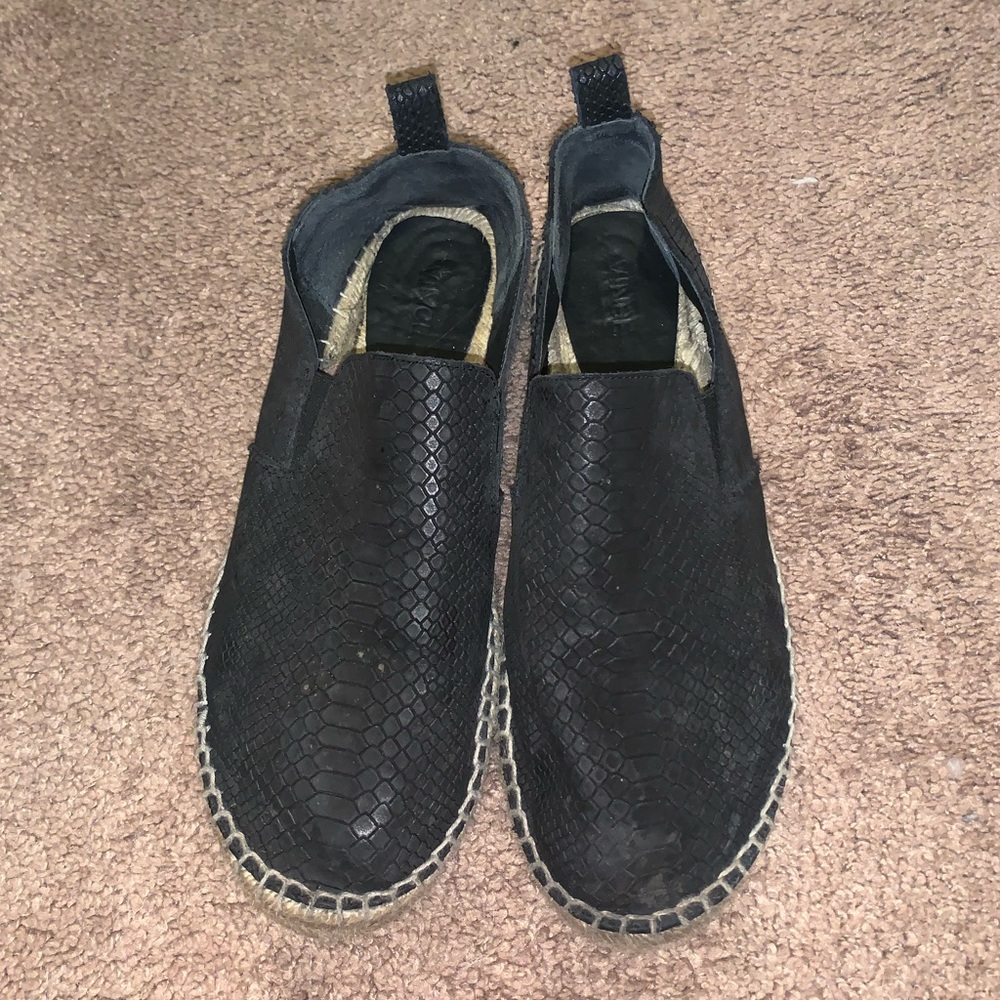 Vince slip on sneakers
